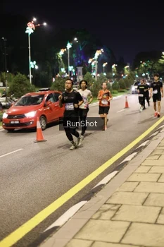 Runner Photo 4285781