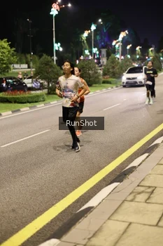 Runner Photo 4285800