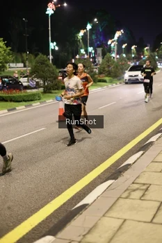 Runner Photo 4285801