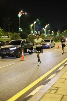 Runner Photo 4285847