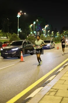Runner Photo 4285849