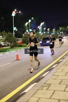 Runner Photo 4285886