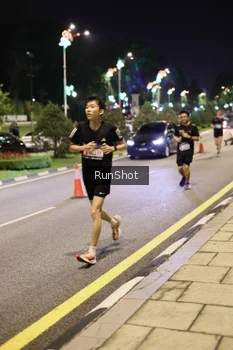 Runner Photo 4285887