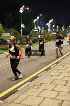 Runner Photo 4285973