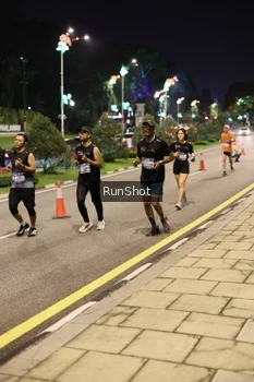 Runner Photo 4285979