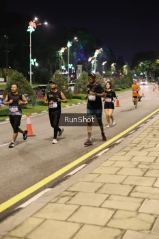 Runner Photo 4285980