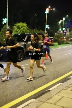 Runner Photo 4286079
