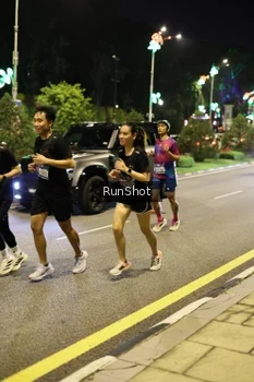 Runner Photo 4286081