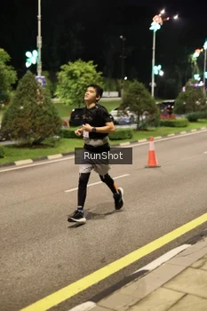 Runner Photo 4286105