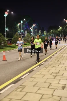 Runner Photo 4286107