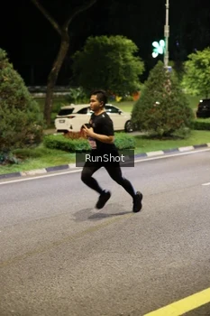 Runner Photo 4286109