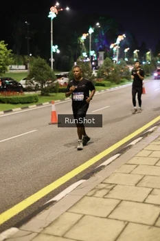 Runner Photo 4286128