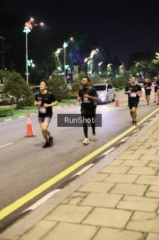 Runner Photo 4286173