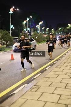 Runner Photo 4286183