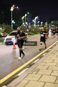 Runner Photo 4286186