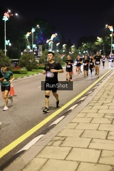 Runner Photo 4286189