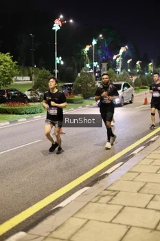 Runner Photo 4286192