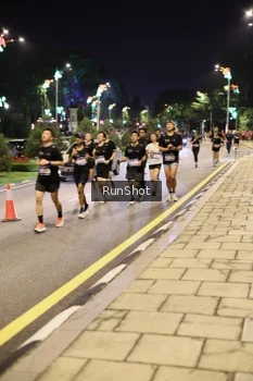 Runner Photo 4286208