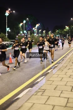 Runner Photo 4286216