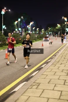 Runner Photo 4286306