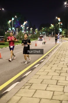 Runner Photo 4286307