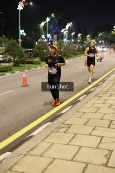 Runner Photo 4286317