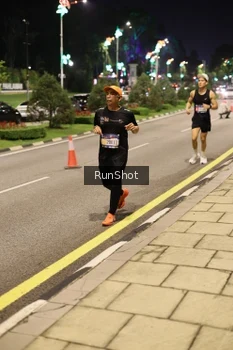 Runner Photo 4286333