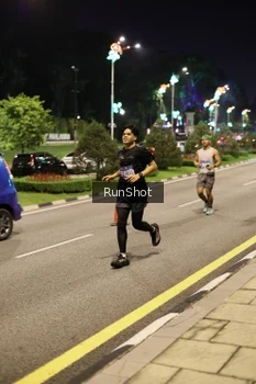 Runner Photo 4286376