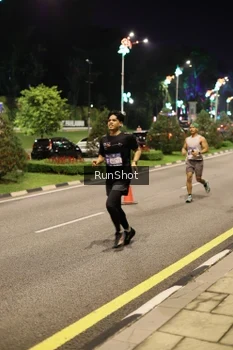 Runner Photo 4286377