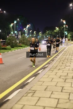 Runner Photo 4286399