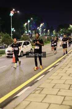 Runner Photo 4286409
