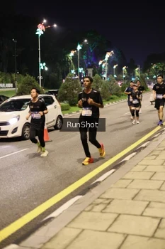 Runner Photo 4286410