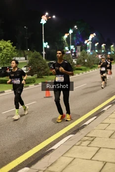 Runner Photo 4286413