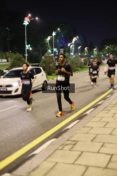 Runner Photo 4286419