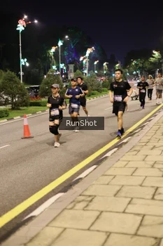 Runner Photo 4286422