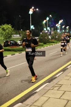 Runner Photo 4286426