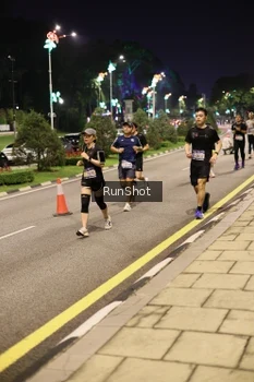 Runner Photo 4286429