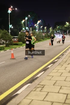 Runner Photo 4286490