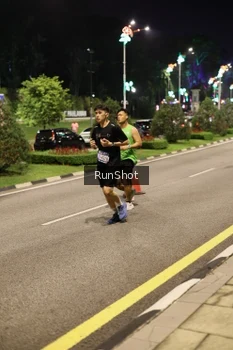 Runner Photo 4286498
