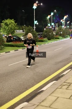 Runner Photo 4286501
