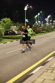 Runner Photo 4286508