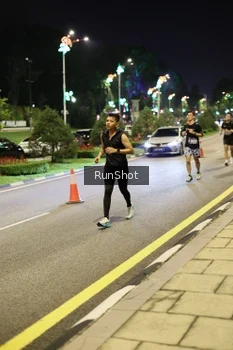 Runner Photo 4286517