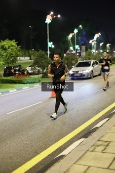 Runner Photo 4286518