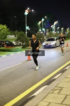 Runner Photo 4286528