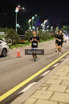 Runner Photo 4286532