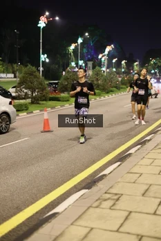 Runner Photo 4286533