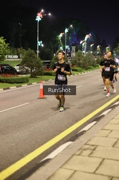Runner Photo 4286534