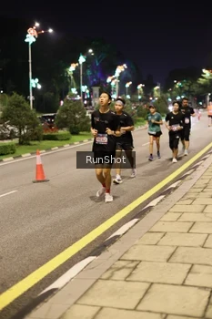 Runner Photo 4286539