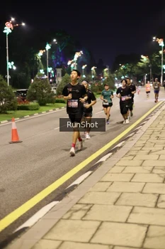 Runner Photo 4286542