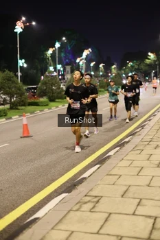Runner Photo 4286546